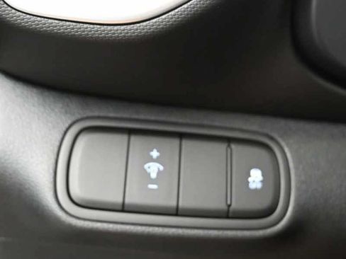 New 2026 Hyundai Venue SEL FWD image 22