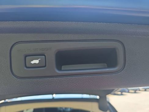 Used 2026 Honda Odyssey EX-L image 13