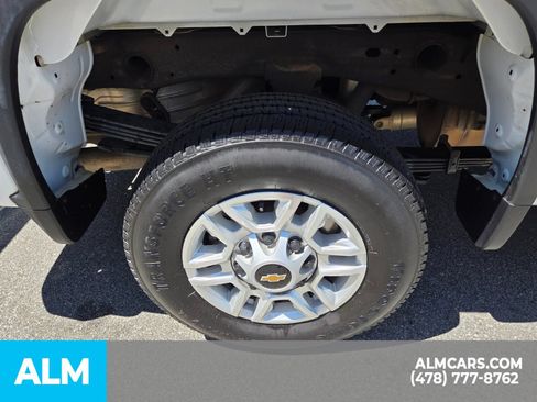 Used 2025 Chevrolet Silverado 2500 LT w/ Convenience Package AWD/4WD image 14