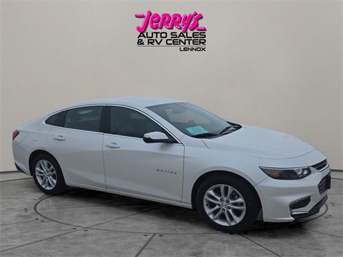 Used 2018 Chevrolet Malibu LT w/ Leather Package image 18