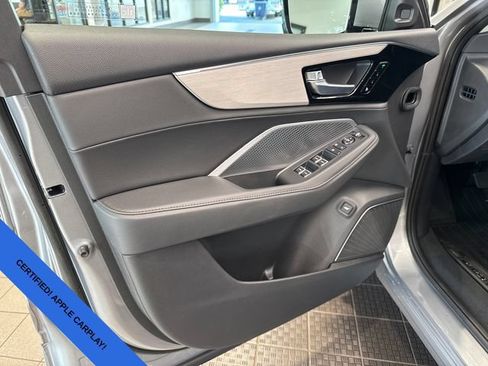 Used 2026 Acura MDX SH-AWD image 11