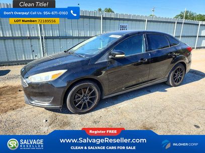 Used 2015 Ford Focus SE