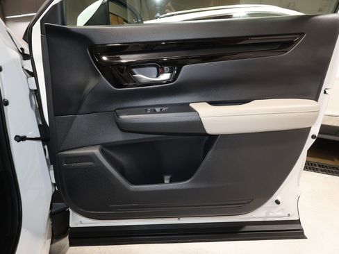 Used 2023 Honda CR-V EX-L image 18