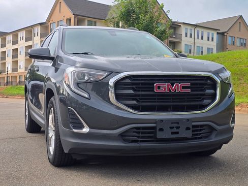 Used 2018 GMC Terrain SLE w/ Driver Convenience Package FWD image 29