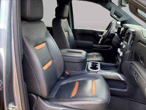 Used 2019 GMC Sierra 1500 AT4 w/ AT4 Premium Package AWD/4WD image 9