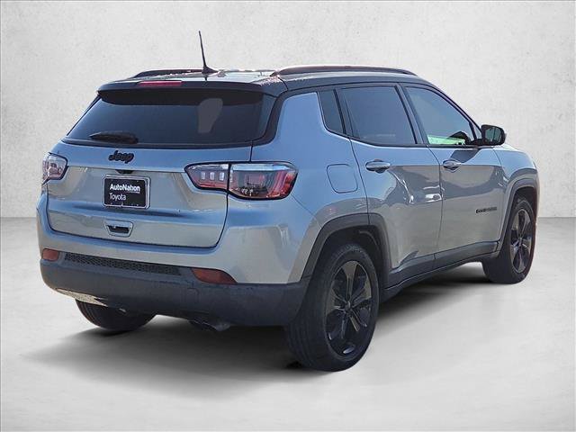 Used 2018 Jeep Compass Latitude w/ Popular Equipment Group FWD image 5
