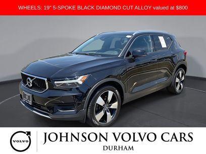 Used 2019 Volvo XC40 T5 Momentum