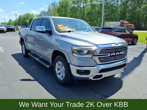 Used 2022 RAM 1500 Laramie AWD/4WD image 5