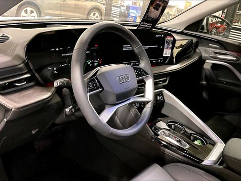 New 2025 Audi Q5 Premium Plus image 8