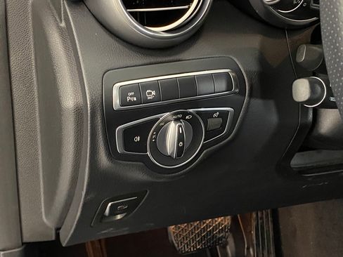 Used 2018 Mercedes-Benz GLC 300 image 20