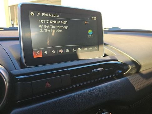 Used 2016 MAZDA MX-5 Miata Grand Touring image 12