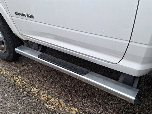 Used 2022 RAM 3500 Tradesman image 9