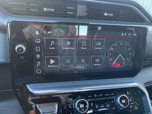 Used 2024 GMC Sierra 2500 Denali w/ Technology Package image 17