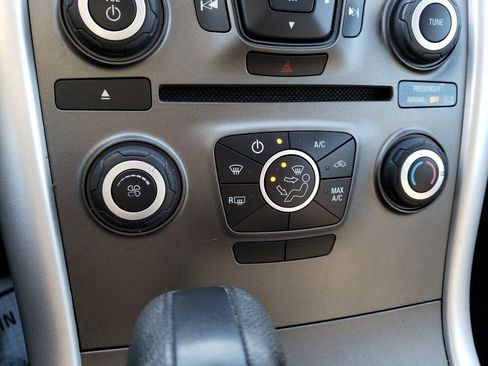 Used 2013 Ford Edge SE image 20