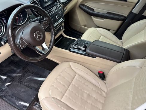 Used 2018 Mercedes-Benz GLE 350 4MATIC image 4