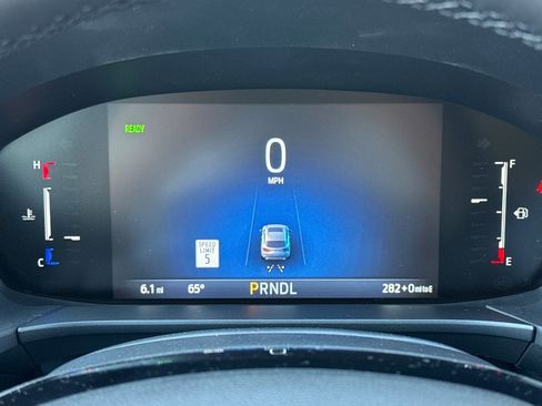 New 2025 Ford Escape SE image 24