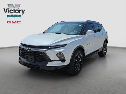 Used 2024 Chevrolet Blazer RS w/ LPO, Floor Liner Package AWD/4WD image 3