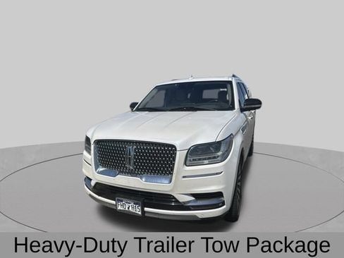 Used 2019 Lincoln Navigator Reserve AWD/4WD image 3