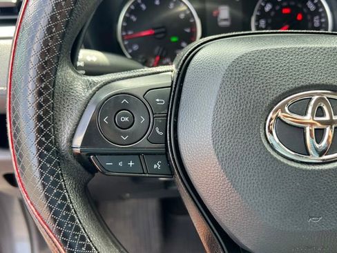 Used 2022 Toyota RAV4 XLE AWD/4WD image 21