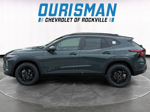New 2026 Chevrolet Trax LT w/ Driver Confidence Package FWD image 3