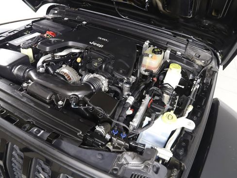 Used 2020 Jeep Gladiator Rubicon AWD/4WD image 20