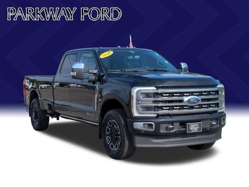 Used 2024 Ford F350 Platinum AWD/4WD image 7