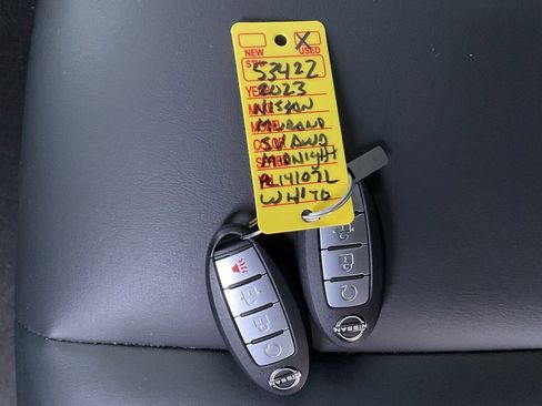 Used 2023 Nissan Murano SV w/ SV Midnight Edition Package image 22