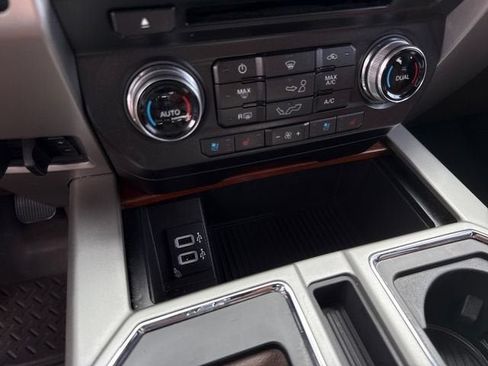 Used 2018 Ford F150 King Ranch AWD/4WD image 22