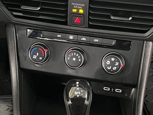Used 2022 Volkswagen Jetta Sport FWD image 24