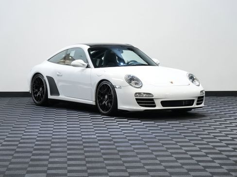 Used 2010 Porsche 911 Targa 4 AWD/4WD image 5