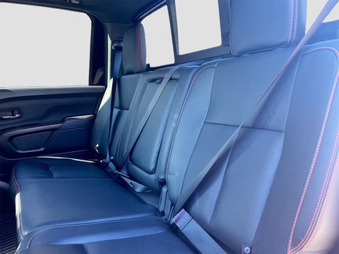 Used 2024 Nissan Titan PRO-4X w/ Pro-4x Convenience Package image 25