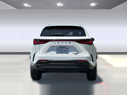 Certified 2026 Lexus NX 350h AWD w/ Accessory Package (K3) image 9