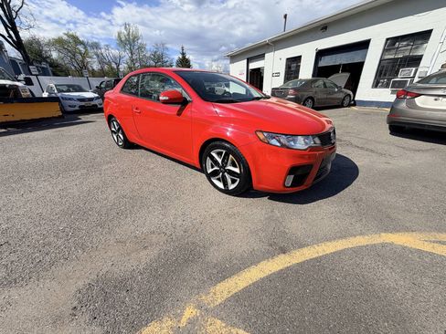Used 2010 Kia Forte Koup SX image 51