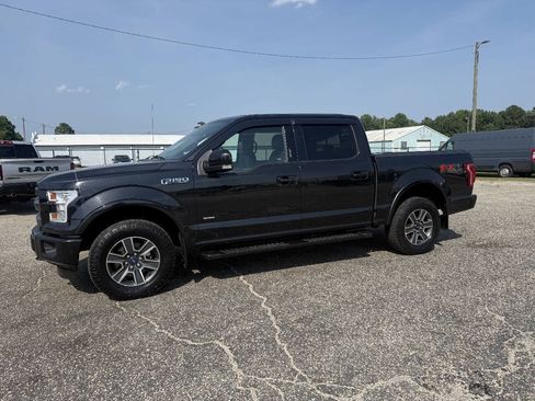 Used 2015 Ford F150 Lariat w/ Equipment Group 502A Luxury AWD/4WD image 23