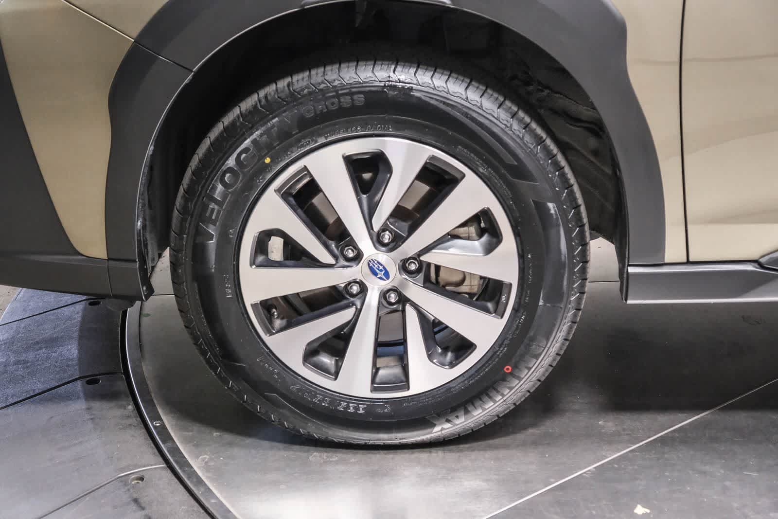 Used 2024 Subaru Outback Premium AWD/4WD image 10