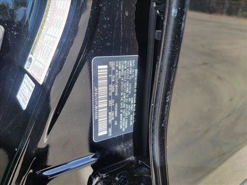 Used 2020 Nissan Rogue Sport S image 22