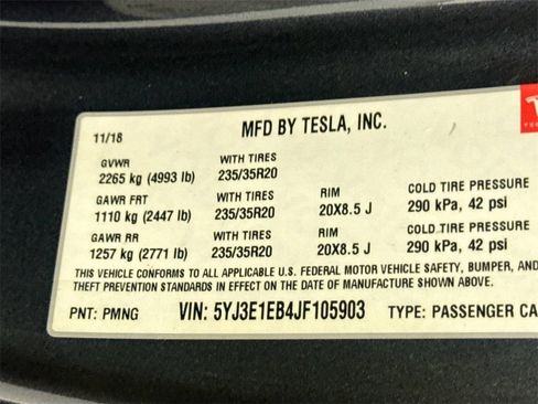 Used 2018 Tesla Model 3 Long Range image 30