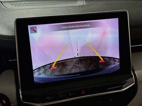 Used 2022 Jeep Compass Limited w/ Elite Group image 3