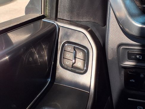 Used 2023 Ford F150 Lariat w/ Equipment Group 502A High image 39