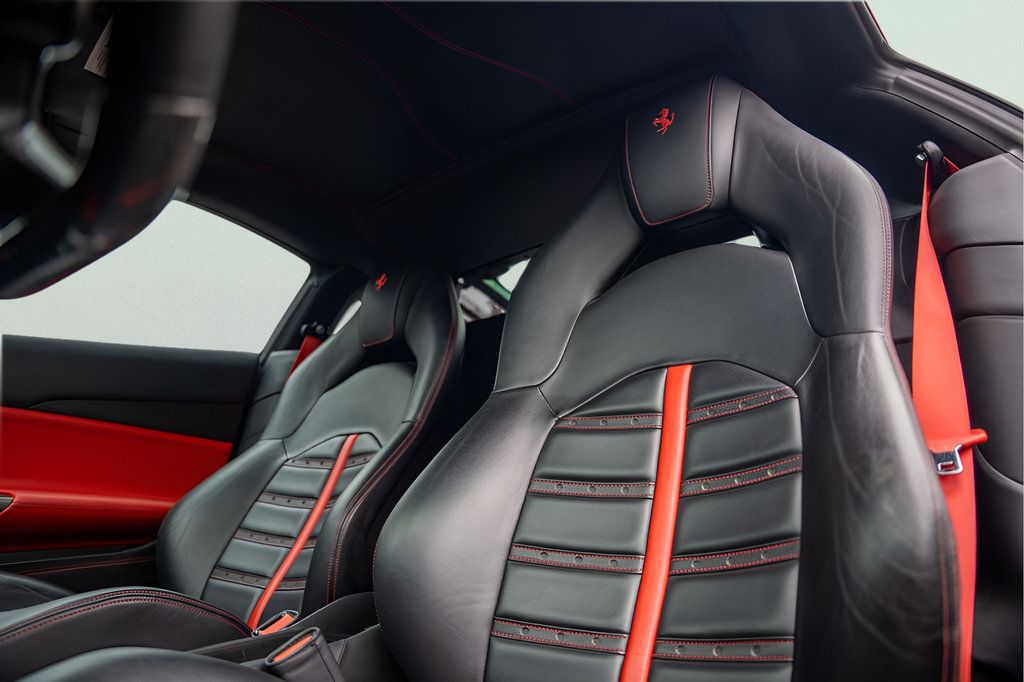 Used 2016 Ferrari 488 GTB RWD image 24