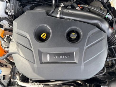 Used 2020 Lincoln MKZ FWD image 29