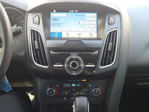 Used 2017 Ford Focus SEL FWD image 21