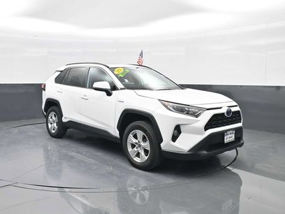 Used 2021 Toyota RAV4 XLE w/ Convenience Package
