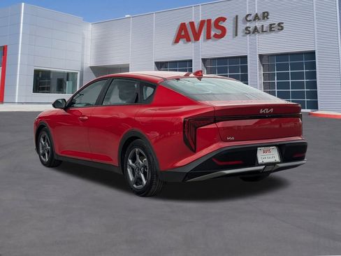 Used 2025 Kia K4 LXS image 3