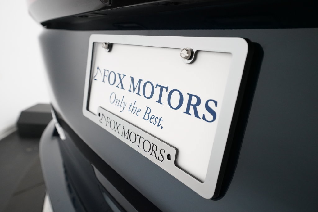 Used 2024 Chrysler Pacifica Touring-L AWD/4WD image 36