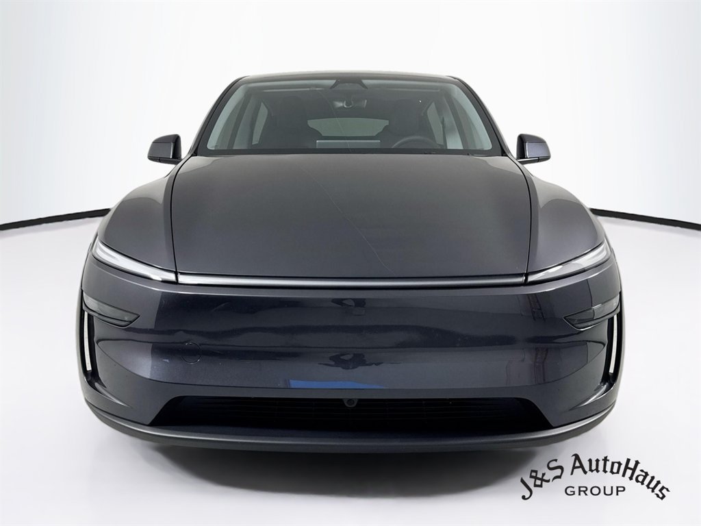 Used 2026 Tesla Model Y AWD image 2