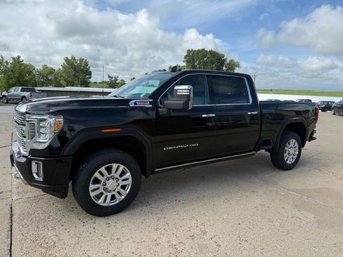 Used 2021 GMC Sierra 3500 Denali w/ Denali Ultimate Package image 6