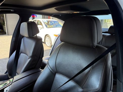 Used 2015 BMW 550i Sedan RWD image 12