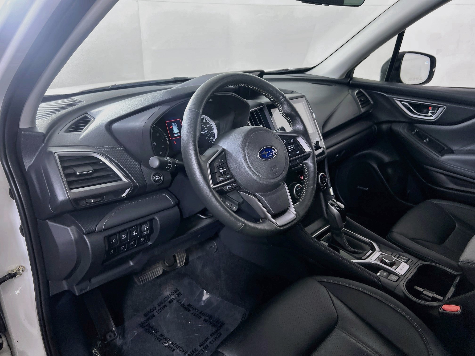 Used 2024 Subaru Forester Touring AWD/4WD image 9