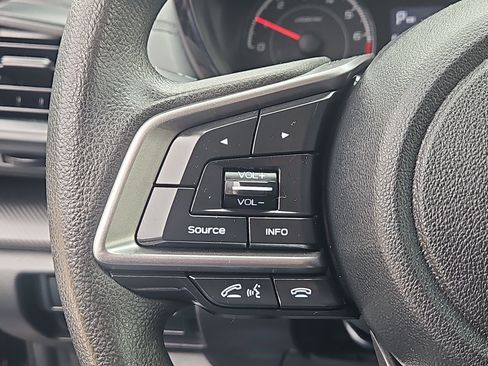 Used 2018 Subaru Impreza 2.0i image 11